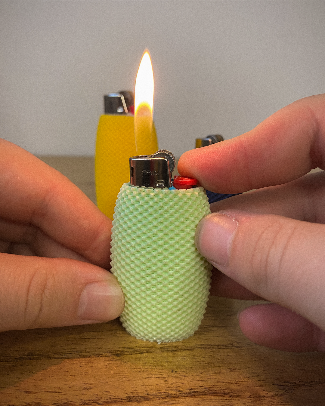 🔥 Flic Sleeve – Bic Lighter Case