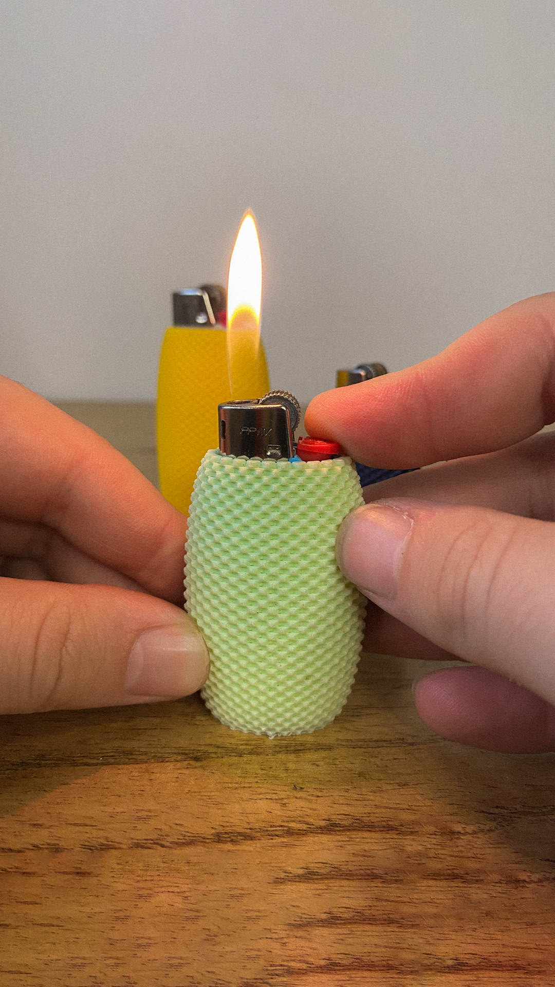 🔥 Flic Sleeve – Bic Lighter Case