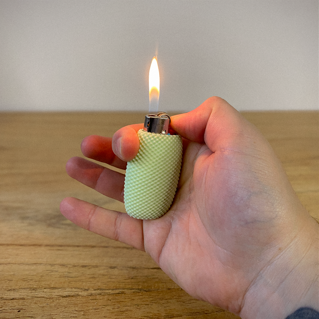 🔥 Flic Sleeve – Bic Lighter Case