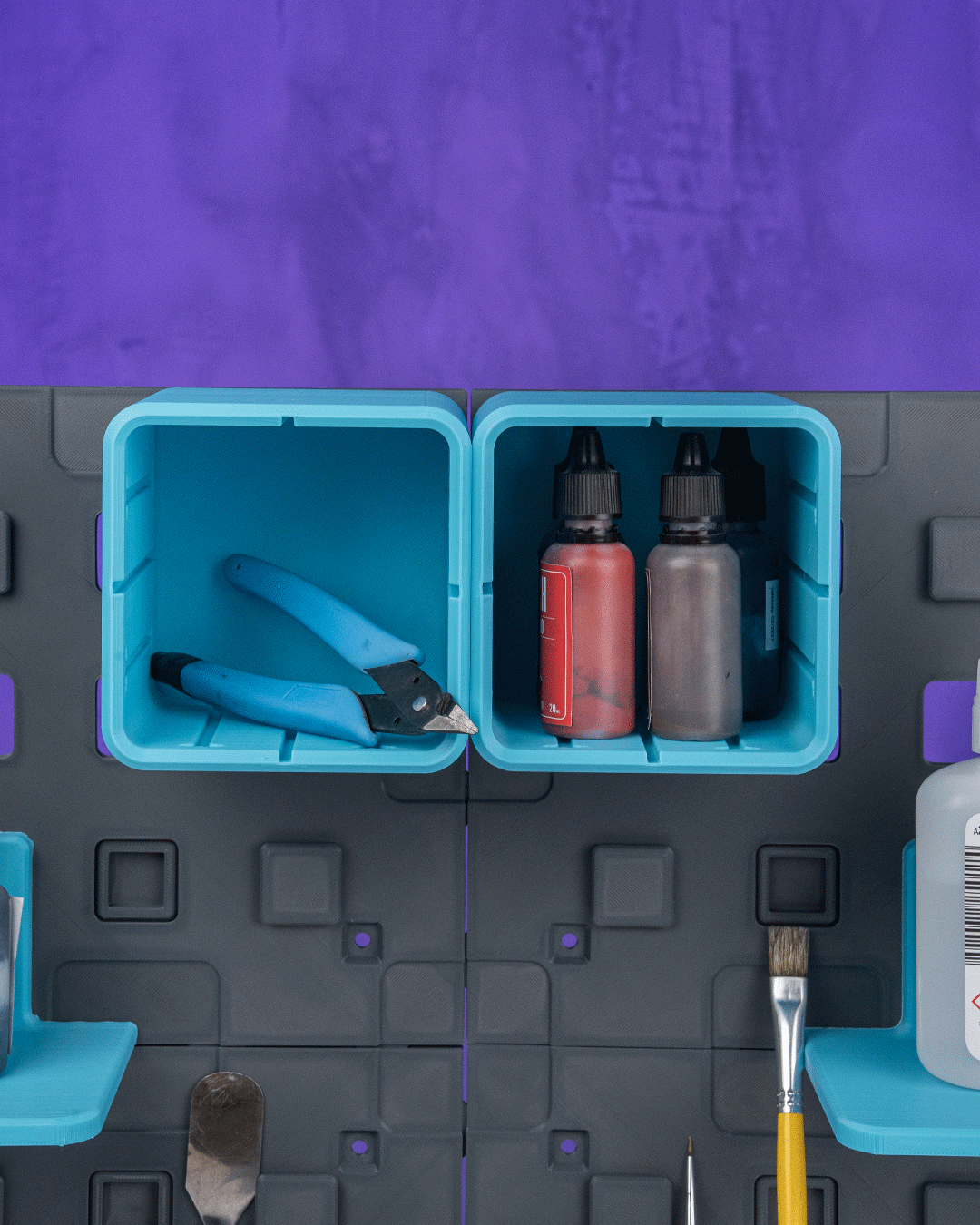 Showcase - Standing Display