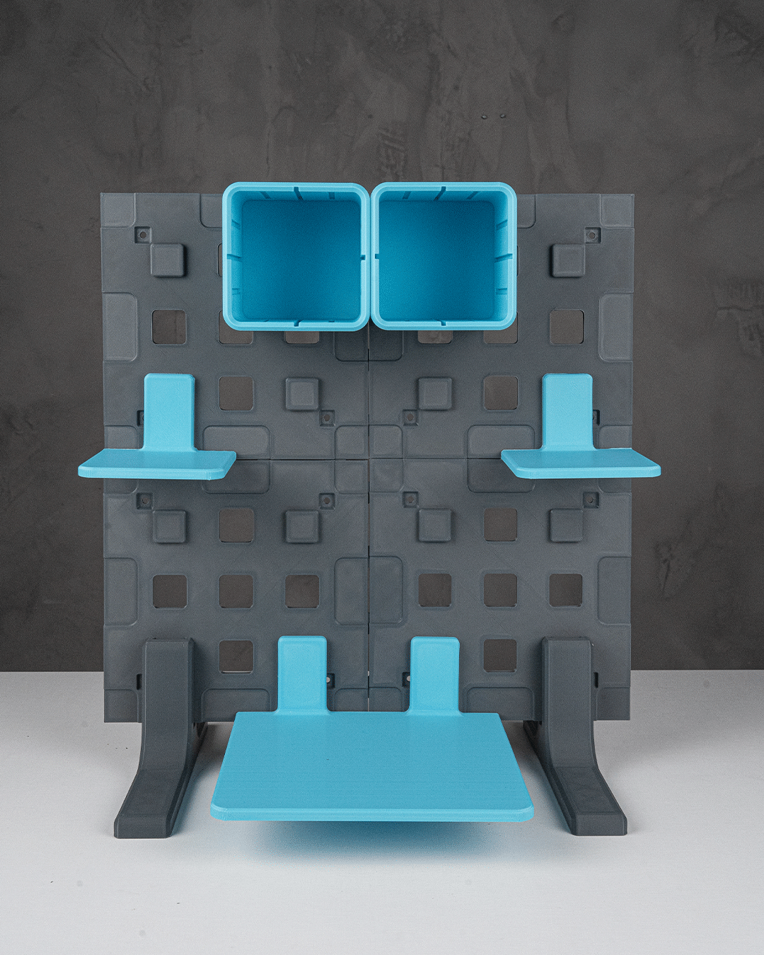 Showcase - Standing Display
